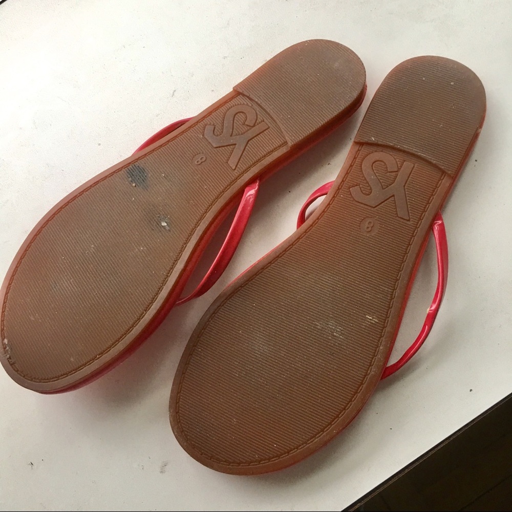 Sandal - Picture 3 of 3